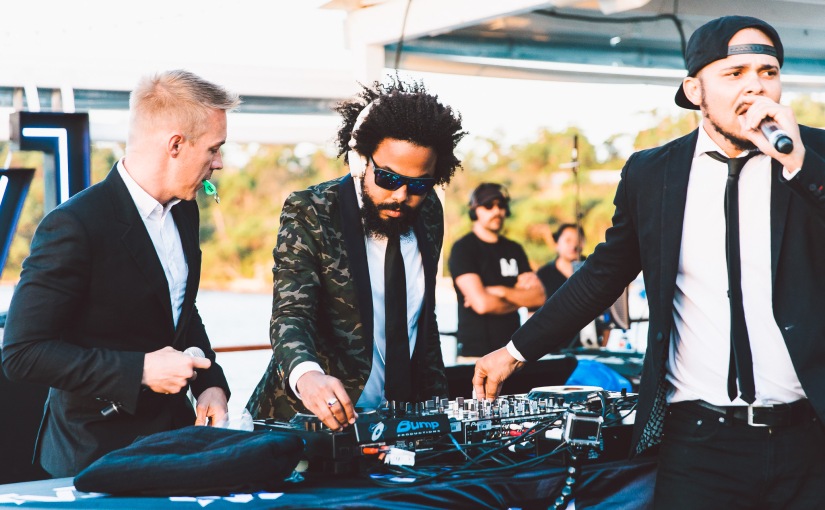 Major Lazer – Watch Out For This (Bumaye)