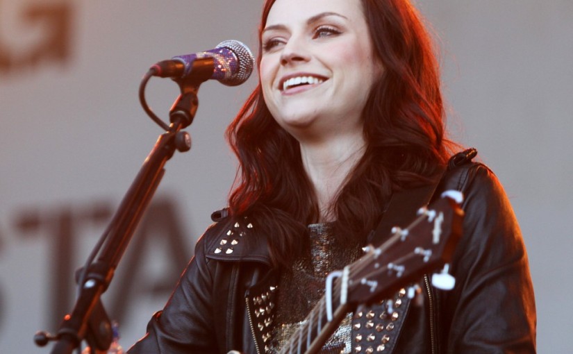 Amy MacDonald – Don’t Tell Me That It’s Over